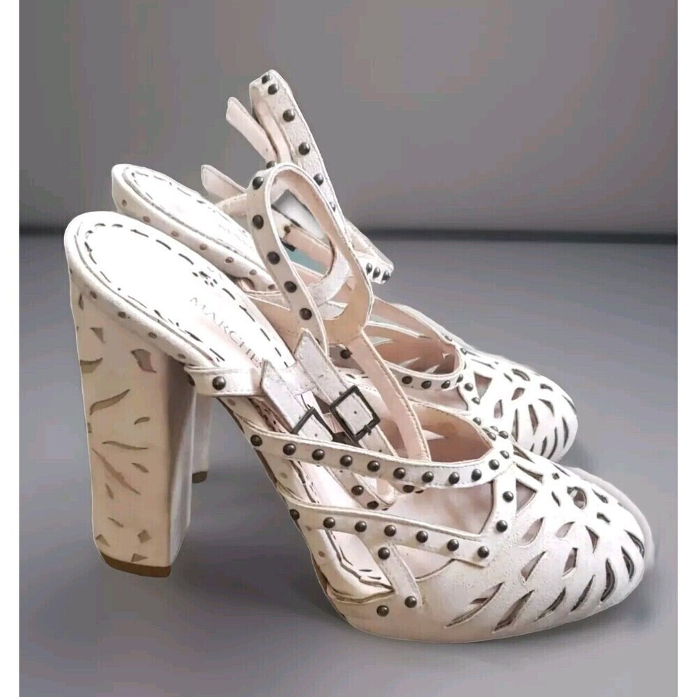 Marchesa Heels Women's 6.5 Beige Pink Suede Cut Out Studded Ankle Strap Maddie